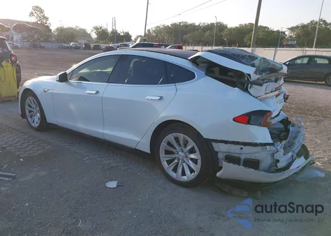 2015 Tesla Model S 70D из США, поврежденный, VIN 5YJSA1S22FF091518